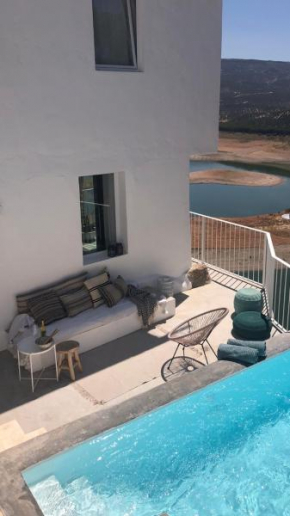 Casa Trece, Iznajar